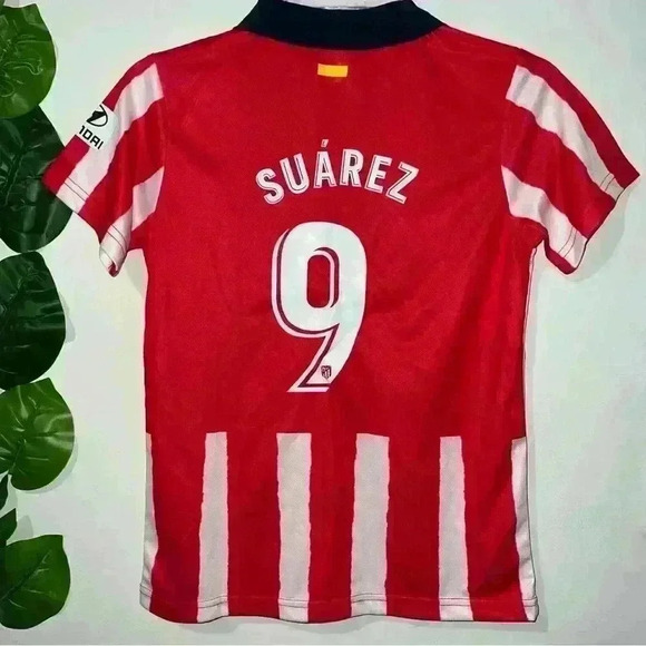 Atletico Madrid #9 medium kids jersey - Picture 2 of 2